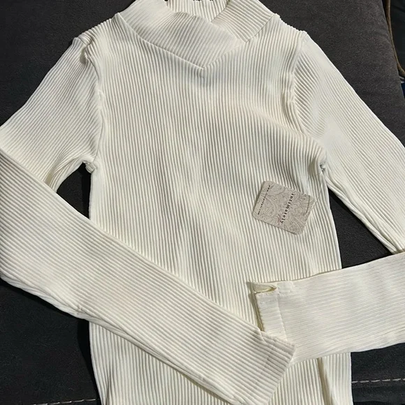 1194. Free People XYZ Recycled Turtleneck Bodysuit - Picture 3 of 6